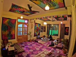 Triumph bed and breakfast and cafe, hotel Kasolban