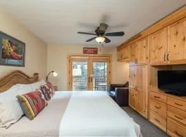 Riverside Condo, Walk Everywhere Viking Lodge 212 condo