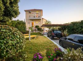 Ridomo Sea View, apartment in Akrogiali