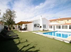 Villa Atenea、ミアミ・プラトーヤのホテル