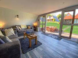 Coastal View, holiday home in Kingsdown