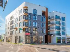 The Eighteen by Kasa