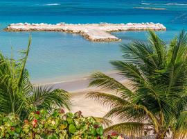 Beach Holidays at Marina Villa, hôtel à Saint Annʼs Bay