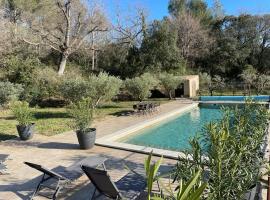 Gite cosy entre Gordes et Isle sur la Sorgue