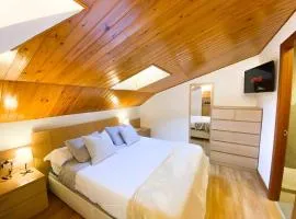 Elegante Ático Encamp - FREE Parking Wifi SmartTv - Con altillo y 2 baños completos! l by BonesVacances