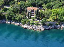 Villa Ariston, hotel in Opatija