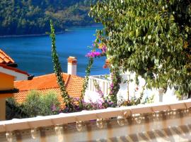 Villa Luma Apartments, hotel a Labin