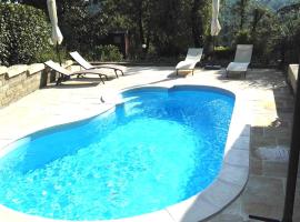 Deliziosa Villa alle porte di Roma, hotel with pools in Procoio Nuovo