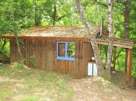 Cabane au cœur de la forêt des Landes de Gascogne