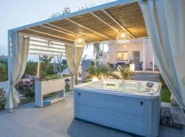 Nice Home In Marina Di Ragusa With 3 Bedrooms, Jacuzzi And Outdoor Swimming Pool