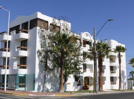 Hotel Mejillones, hotel pantai di Mejillones