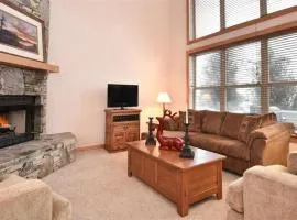 Seven Springs Woodridge 3 Bedroom Premium Condo, Sleeps 7! condo