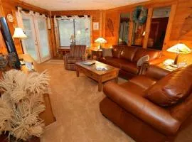 Seven Springs Stoneridge 3 Bedroom Standard Condo, Ski-In Out, Single Level! condo