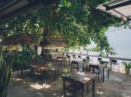 Chill Inn Lamai Hostel & Beach Cafe, vandrehjem i Koh Samui