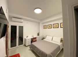 Modern studio apartment B, hotell i nærheten av Victoria jernbanestasjon i Athen