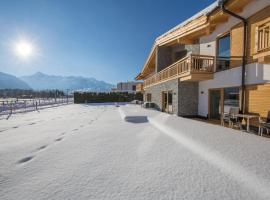 AlpenParks Chalet & Apartment AreitXpress, hotel in Zell am See