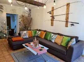 Maison chaleureuse à Deville avec terrasse et parking gratuit