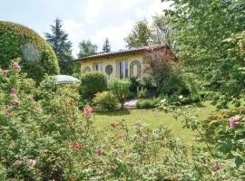 Cozy Home In Siorac En Perigord With Kitchen