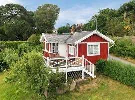 One-Bedroom Holiday Home In Ljungskile