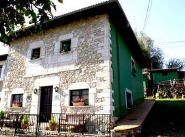 La Casa Verde del Sella, ξενοδοχείο με πάρκινγκ 