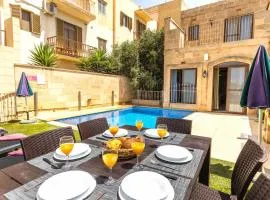 Ta Lucija 2 bedroom Villa with private pool