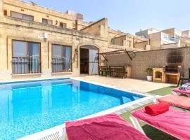 Ta Guljetta 4 bedroom Villa with private pool