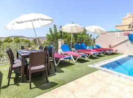 Ta Guljetta 4 bedroom Villa with private pool