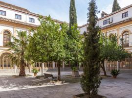 Hotel Macià Monasterio de los Basilios, hotel em Genil, Granada