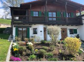 GolfAmGutshof18, apartamento en Bad Griesbach