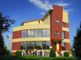Pension Iory`s, hotel v destinaci Techirghiol