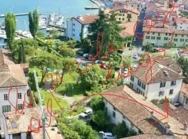 La Piccola Casa al Lago - Intera casa con 3 camere e 2 box