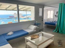 Lillies Mykonos Sea view Studios, villa in Tourlos