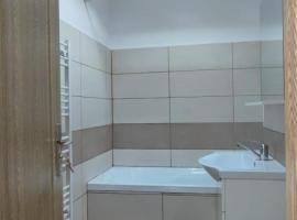 Apartament 3 camere, Parcare gratuita, Central, hotel in Râmnicu Vâlcea