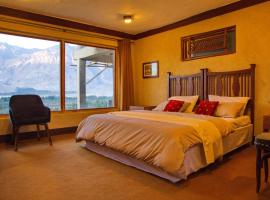 Baltistan Fort Skardu Resort, hotel en Skardu