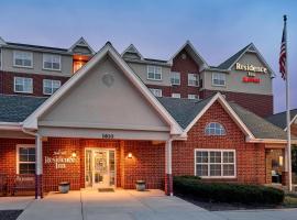 Residence Inn by Marriott Chicago Schaumburg/Woodfield Mall, hotell med parkeringsplass i Schaumburg