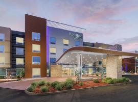 Fairfield Inn & Suites by Marriott Oakhurst Yosemite，奧克赫斯特的飯店