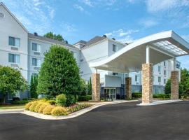 Fairfield Inn & Suites Raleigh Crabtree Valley, hotel in Raleigh