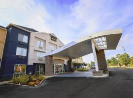 Fairfield Inn & Suites Jackson Airport, hotell sihtkohas Pearl