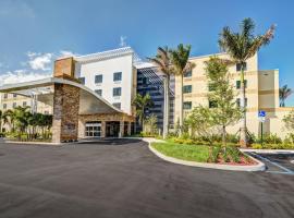 Fairfield Inn & Suites by Marriott Delray Beach I-95、デルレイビーチのホテル