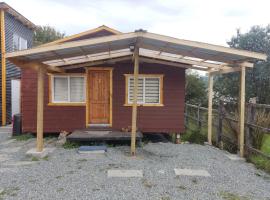 cabaña mateo 2, hotel with parking in Puerto Puyuhuapi