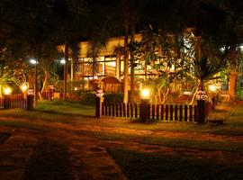 ฺBaan Ing Khao Resort, готель у місті Муаклек