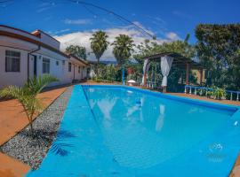 Geliwa B&B, hotell i Turrialba