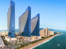 Orbi City Balcony with sea view, пляжный отель в Батуми