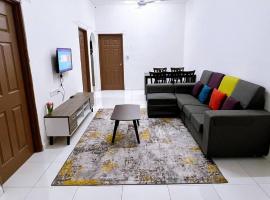 HomeSTAY PANGSAPURI SAMUDERA SERI MANJUNG LUMUT, hotel v destinaci Seri Manjung
