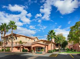 TownePlace Suites Tempe at Arizona Mills Mall, hotel cerca de University of Advancing Technology, Tempe