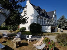 Villa de famille 18 couchages, hotel in Carnac