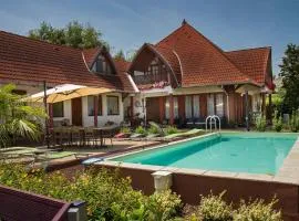 Apartments in Balatonkeresztur 36528