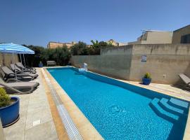 Kewkba Holiday Home, hotel en Kerċem