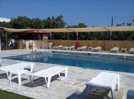 GOLDEN BEACH: Souvala şehrinde bir otel