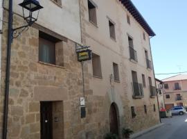 CASA RUFAS (Sierra de Guara), country house in Bierge